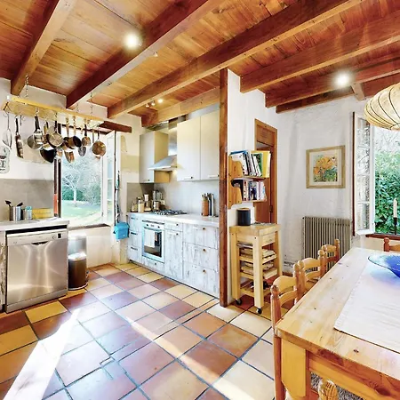 Feriehus In Monsegur