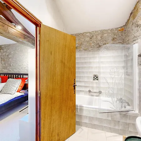 In Monsegur Feriehus *